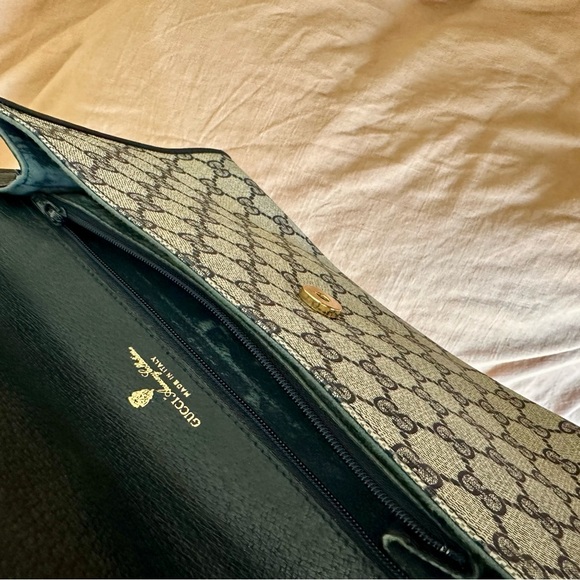 Auth GUCCI Signature Navy Blues Coated Canvas & Leather Clutch Bag w/ Pockets - Picture 7 of 12